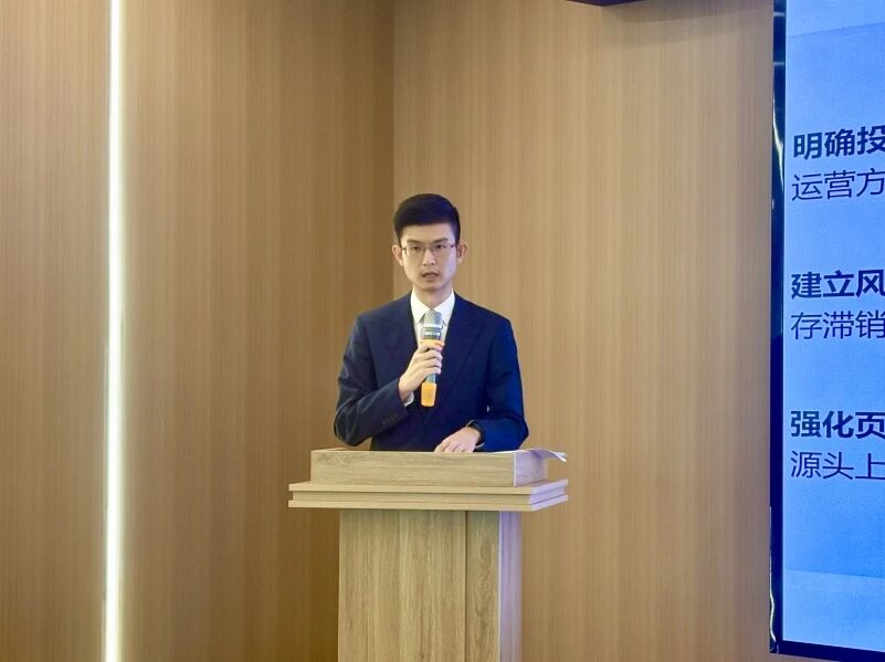 1788489278869616.jpg 1788489278869616.jpg